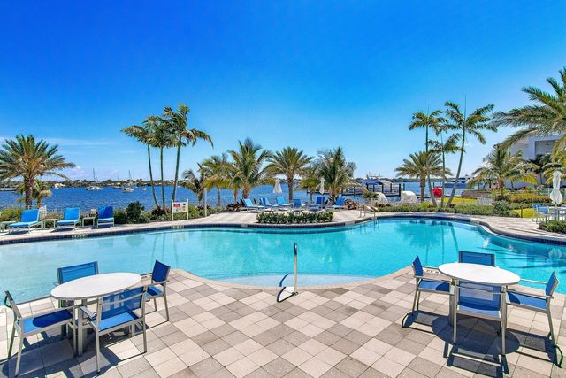 2 Water Club Way 403, North Palm Beach, FL 33408