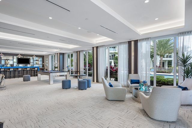 2 Water Club Way 403, North Palm Beach, FL 33408