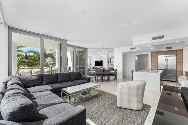 2 Water Club Way 403, North Palm Beach, FL 33408