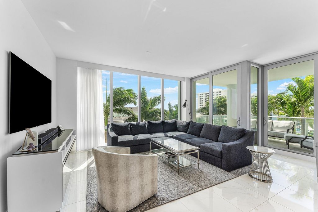 2 Water Club Way 403, North Palm Beach, FL 33408