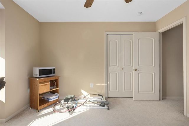 6958 N Atkins Avenue, Kansas City, MO 64152