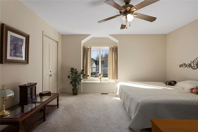 6958 N Atkins Avenue, Kansas City, MO 64152