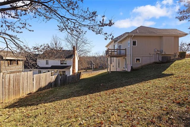 6958 N Atkins Avenue, Kansas City, MO 64152