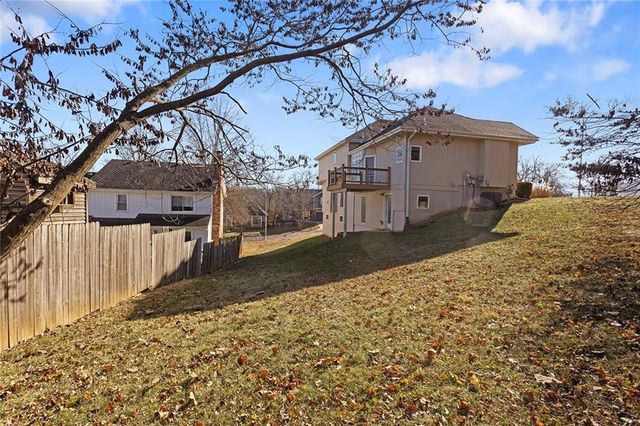 6958 N Atkins Avenue, Kansas City, MO 64152