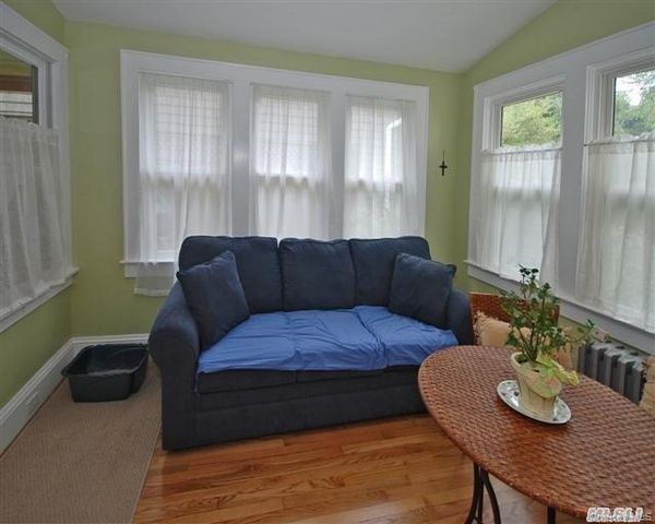 7 Aberdeen Drive, Huntington, NY 11743