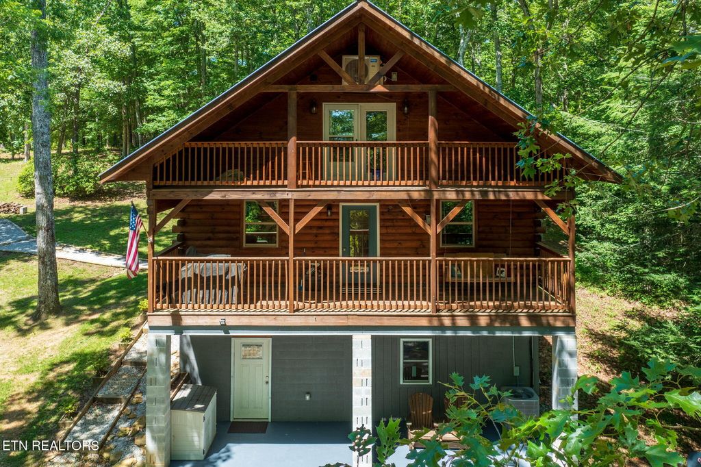 2240 Smith Moutain Rd Rd, Rockwood, TN 37854