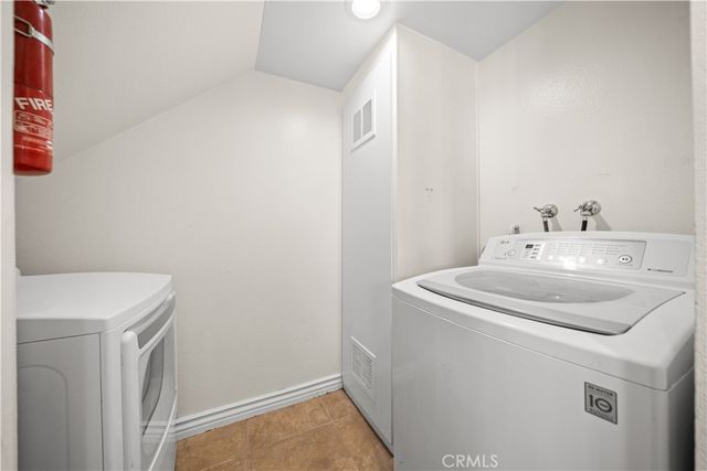 97 Fallingstar 56, Irvine, CA 92614