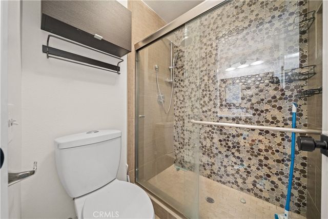 97 Fallingstar 56, Irvine, CA 92614