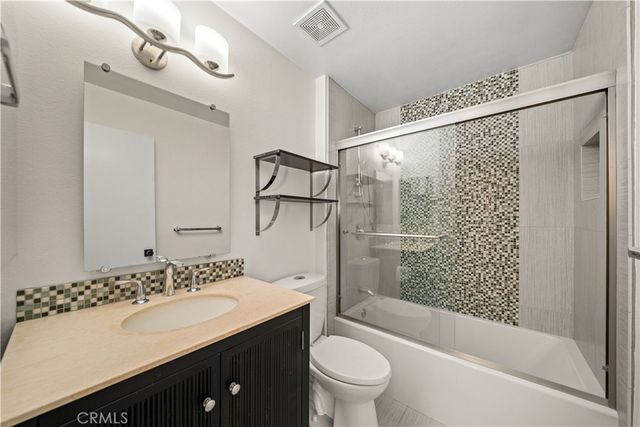 97 Fallingstar 56, Irvine, CA 92614