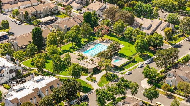 97 Fallingstar 56, Irvine, CA 92614