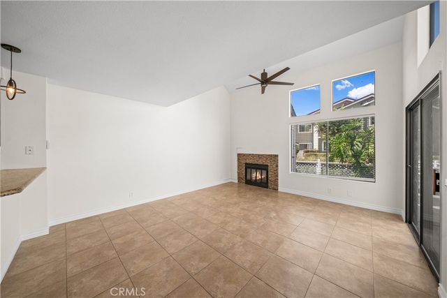 97 Fallingstar 56, Irvine, CA 92614