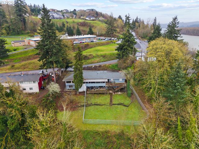 105 ISLAND VIEW Ln, Kelso, WA 98626