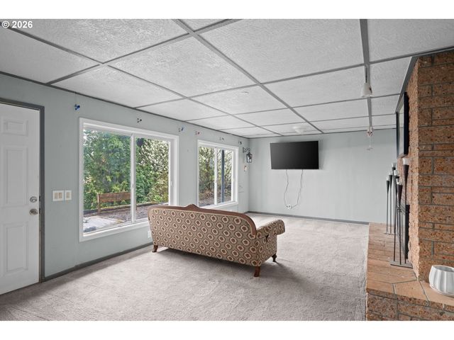 105 ISLAND VIEW Ln, Kelso, WA 98626