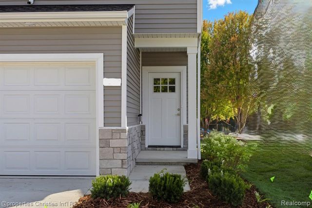 100 Parsons Lane, Saline, MI 48176