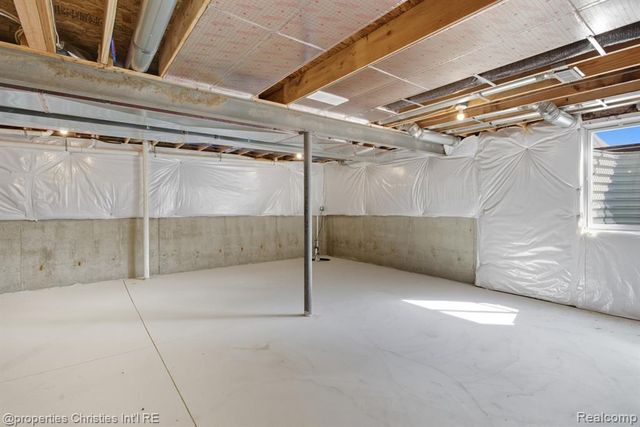 100 Parsons Lane, Saline, MI 48176