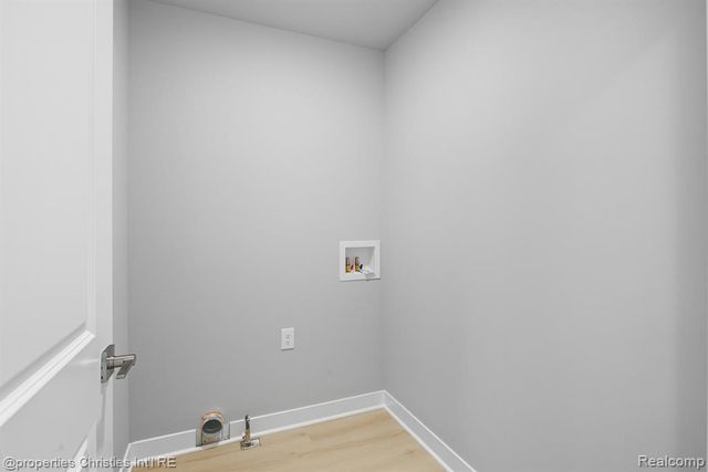 100 Parsons Lane, Saline, MI 48176