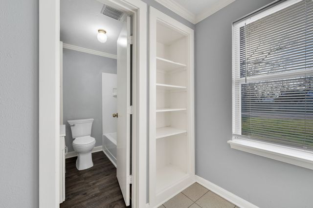 412 E Avenue F, Midlothian, TX 76065