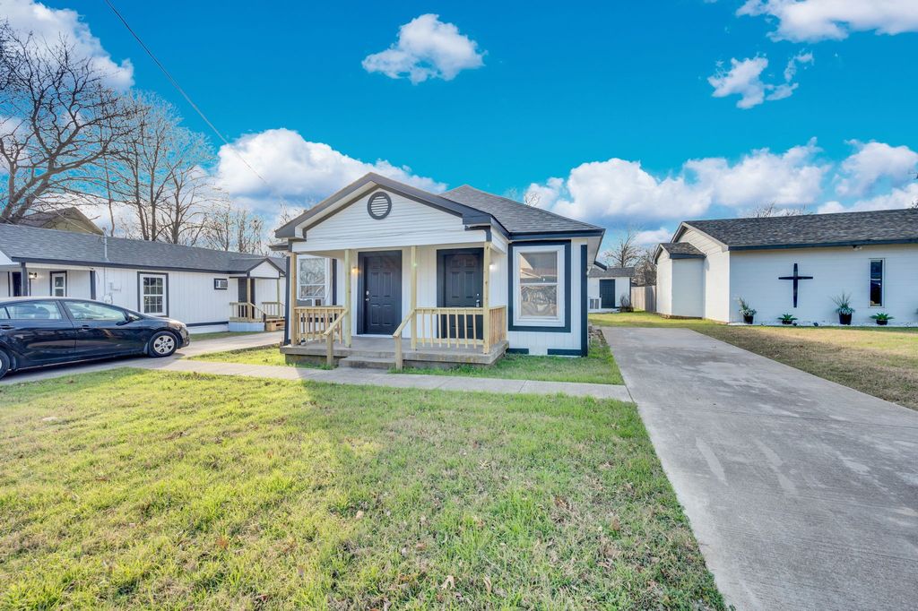 412 E Avenue F, Midlothian, TX 76065