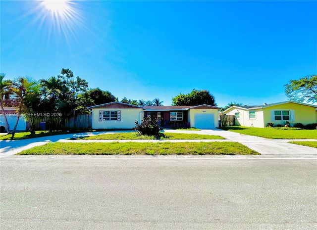 6624 NW 2nd St, Margate, FL 33063