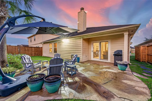 211 Little Summer Drive, Rosenberg, TX 77469