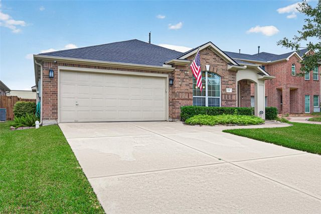 211 Little Summer Drive, Rosenberg, TX 77469
