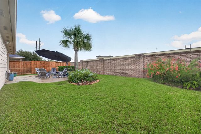 211 Little Summer Drive, Rosenberg, TX 77469