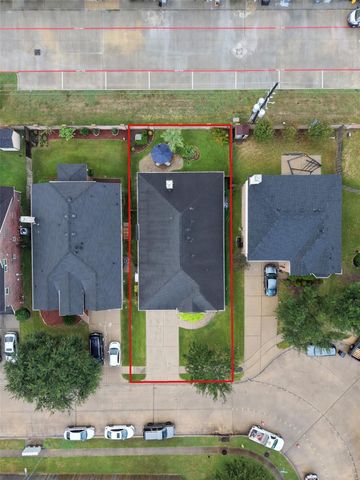 211 Little Summer Drive, Rosenberg, TX 77469