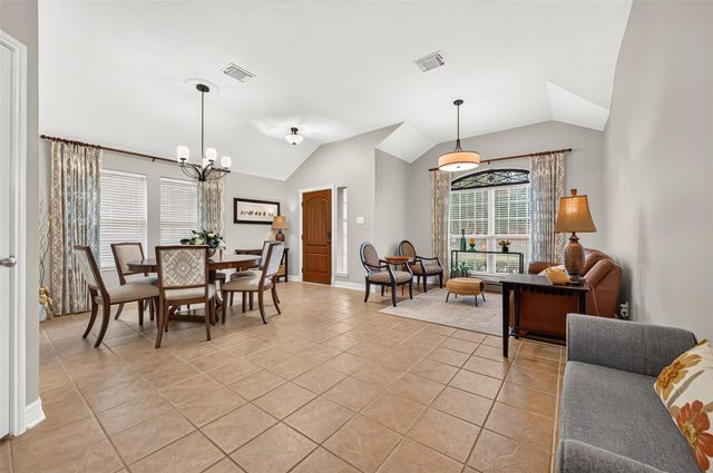 211 Little Summer Drive, Rosenberg, TX 77469