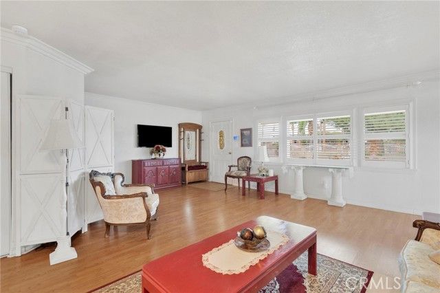 4487 Tyrolite, Jurupa Valley, CA 92509