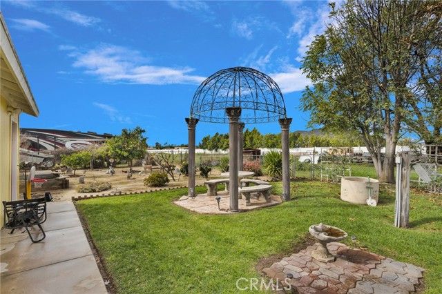 4487 Tyrolite, Jurupa Valley, CA 92509