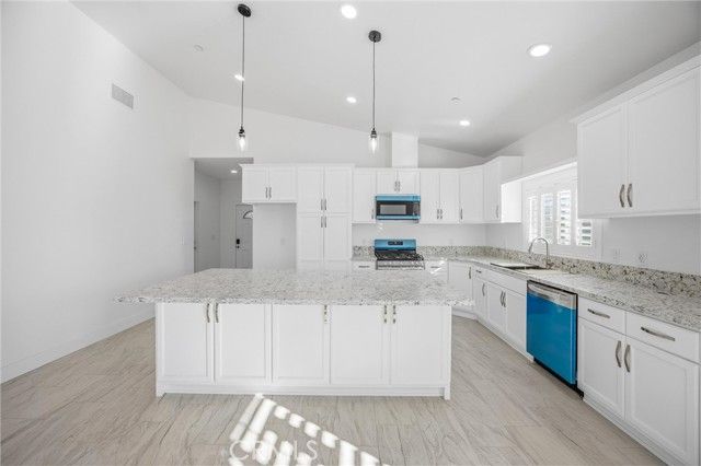 11788 Buckwheat, Pinon Hills, CA 92371