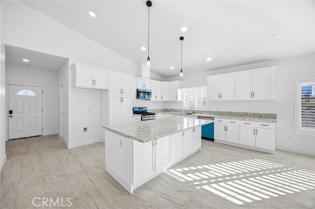 11788 Buckwheat, Pinon Hills, CA 92371