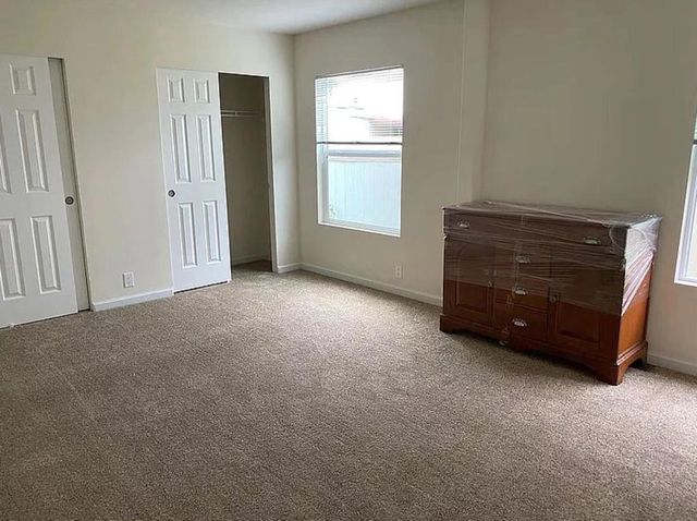 1075 Space Park Way, Mountain View, CA 94043