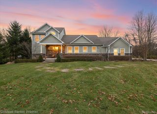 214 Presidio Drive, Brandon Charter Township, MI 48462