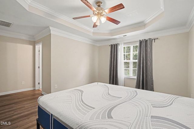 5453 Crescentview Parkway, Raleigh, NC 27606