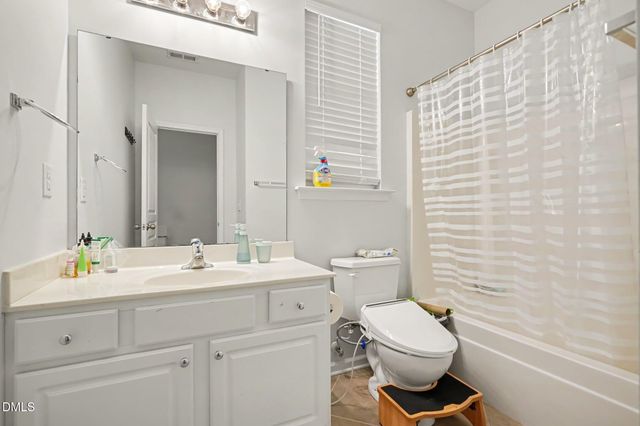 5453 Crescentview Parkway, Raleigh, NC 27606