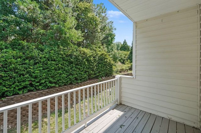 5453 Crescentview Parkway, Raleigh, NC 27606
