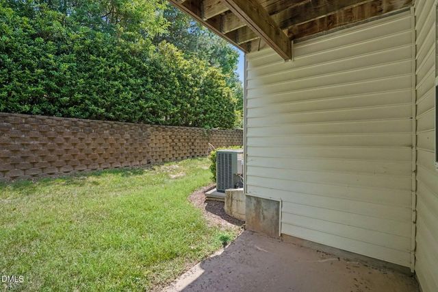 5453 Crescentview Parkway, Raleigh, NC 27606