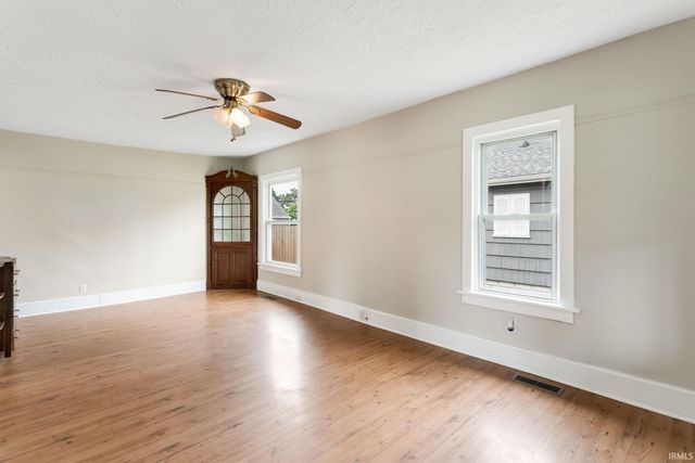 529 W Marion Street, Mishawaka, IN 46545