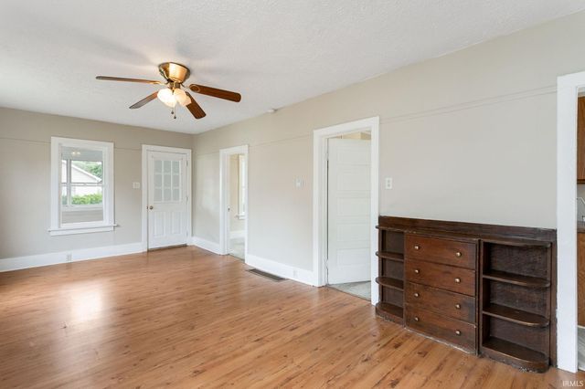 529 W Marion Street, Mishawaka, IN 46545