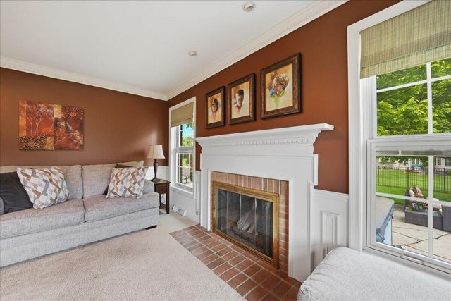 10204 Devonshire Lane, Munster, IN 46321