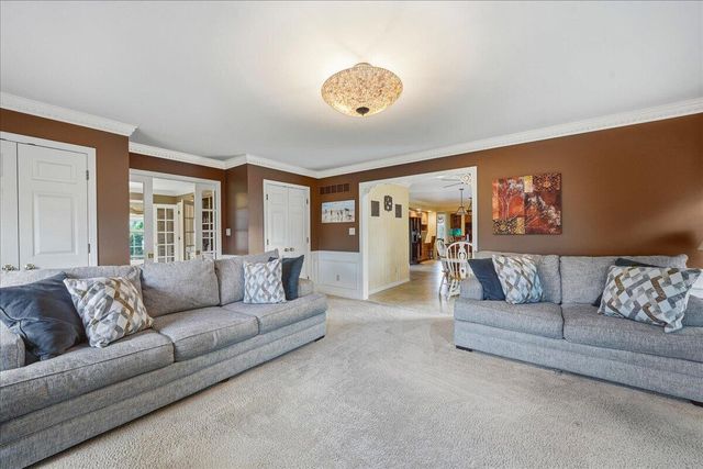 10204 Devonshire Lane, Munster, IN 46321