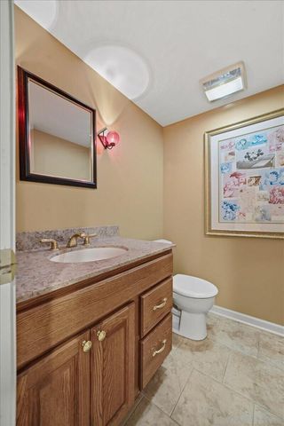 10204 Devonshire Lane, Munster, IN 46321