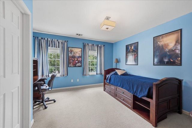 10204 Devonshire Lane, Munster, IN 46321