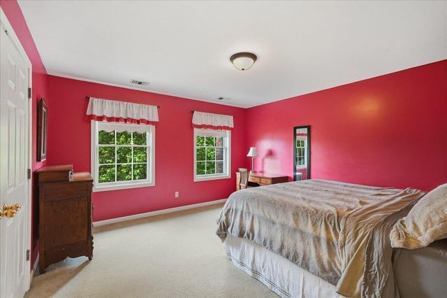 10204 Devonshire Lane, Munster, IN 46321