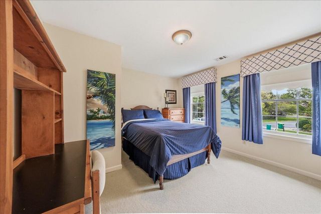 10204 Devonshire Lane, Munster, IN 46321