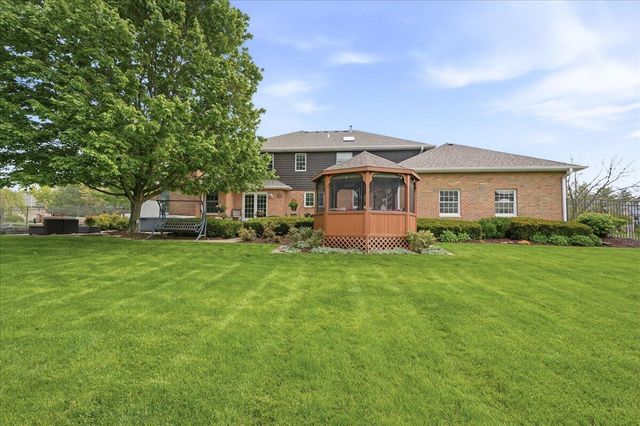 10204 Devonshire Lane, Munster, IN 46321