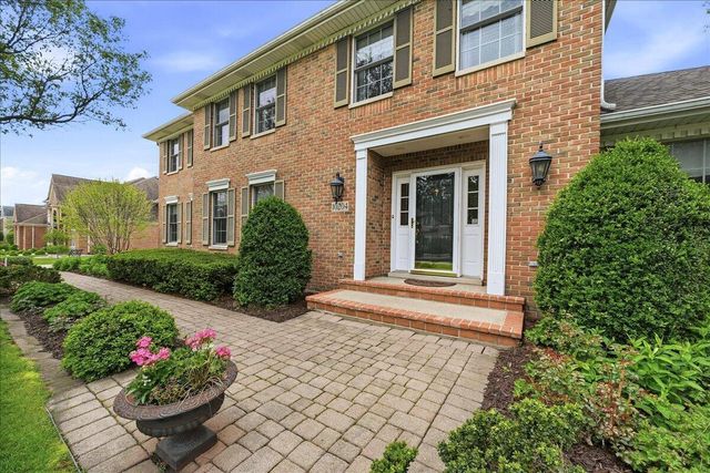10204 Devonshire Lane, Munster, IN 46321