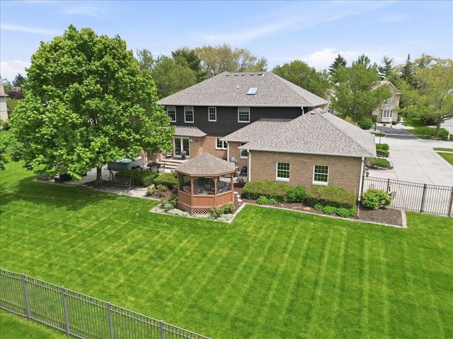 10204 Devonshire Lane, Munster, IN 46321