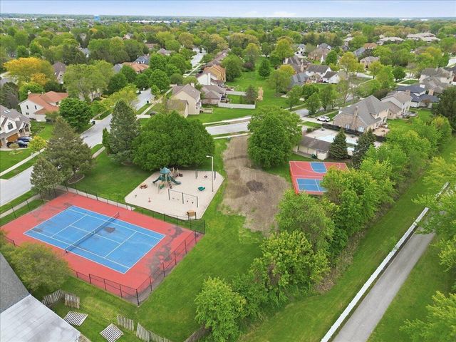 10204 Devonshire Lane, Munster, IN 46321